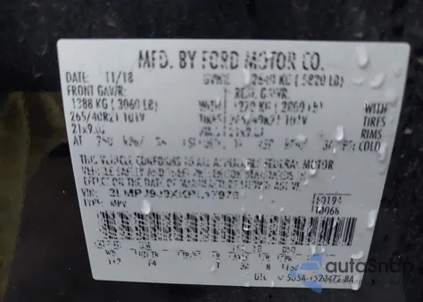 2019 Lincoln Nautilus Black Label z USA, uszkodzony, nr VIN 2LMPJ9J9XKBL17976